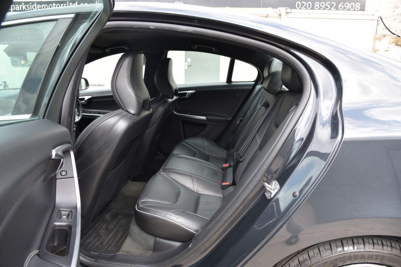 Volvo S60 view 25
