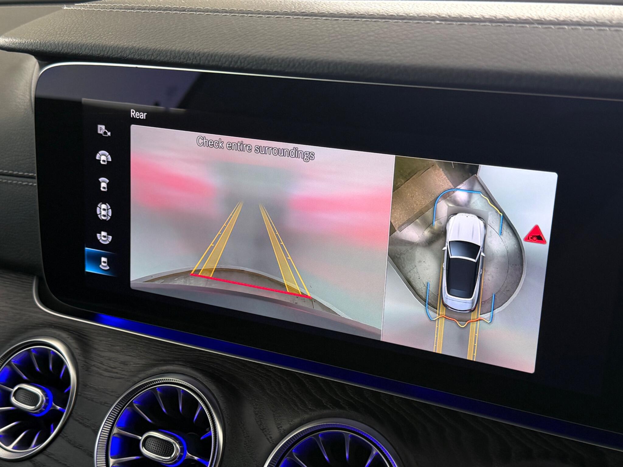Mercedes-Benz E-Class view 29