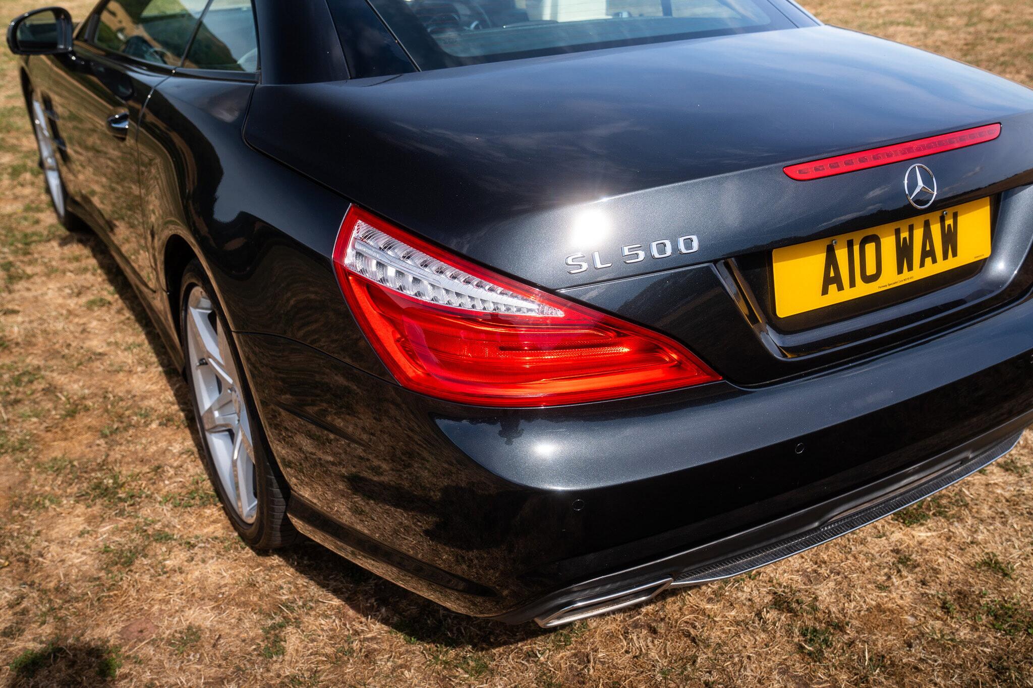 Mercedes-Benz SL view 16