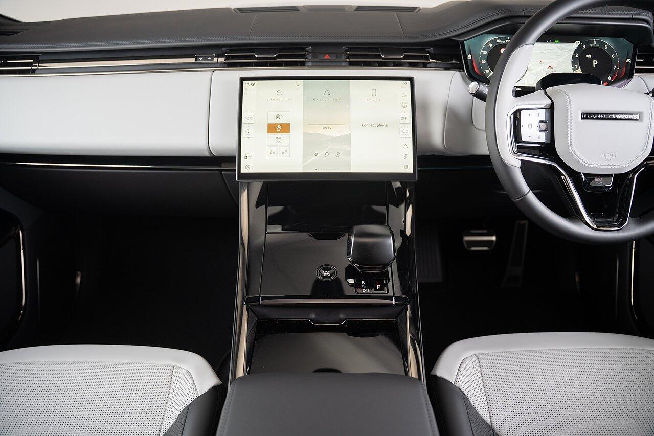 Land Rover Range Rover Sport view 23