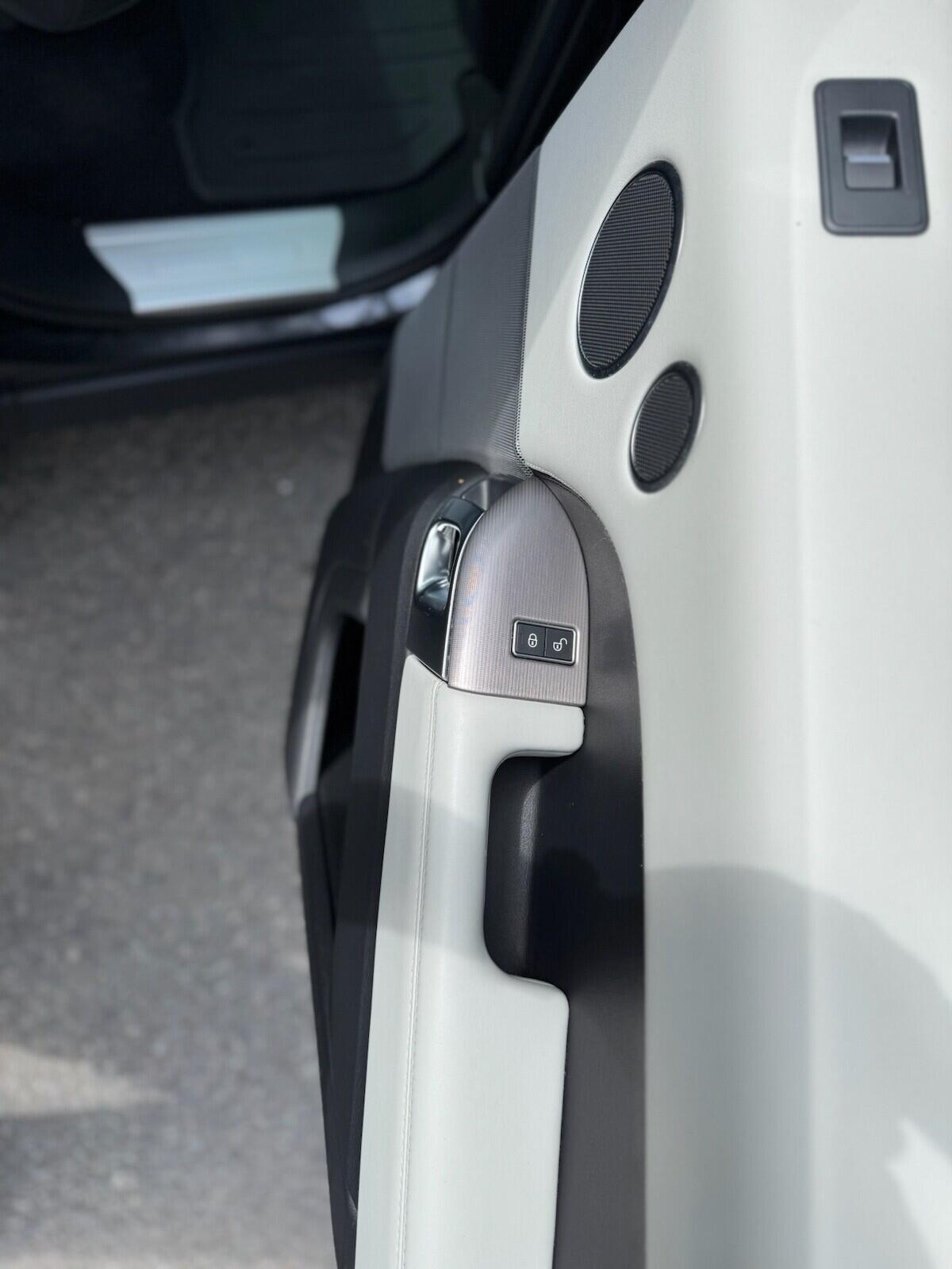 Land Rover Range Rover Sport view 34