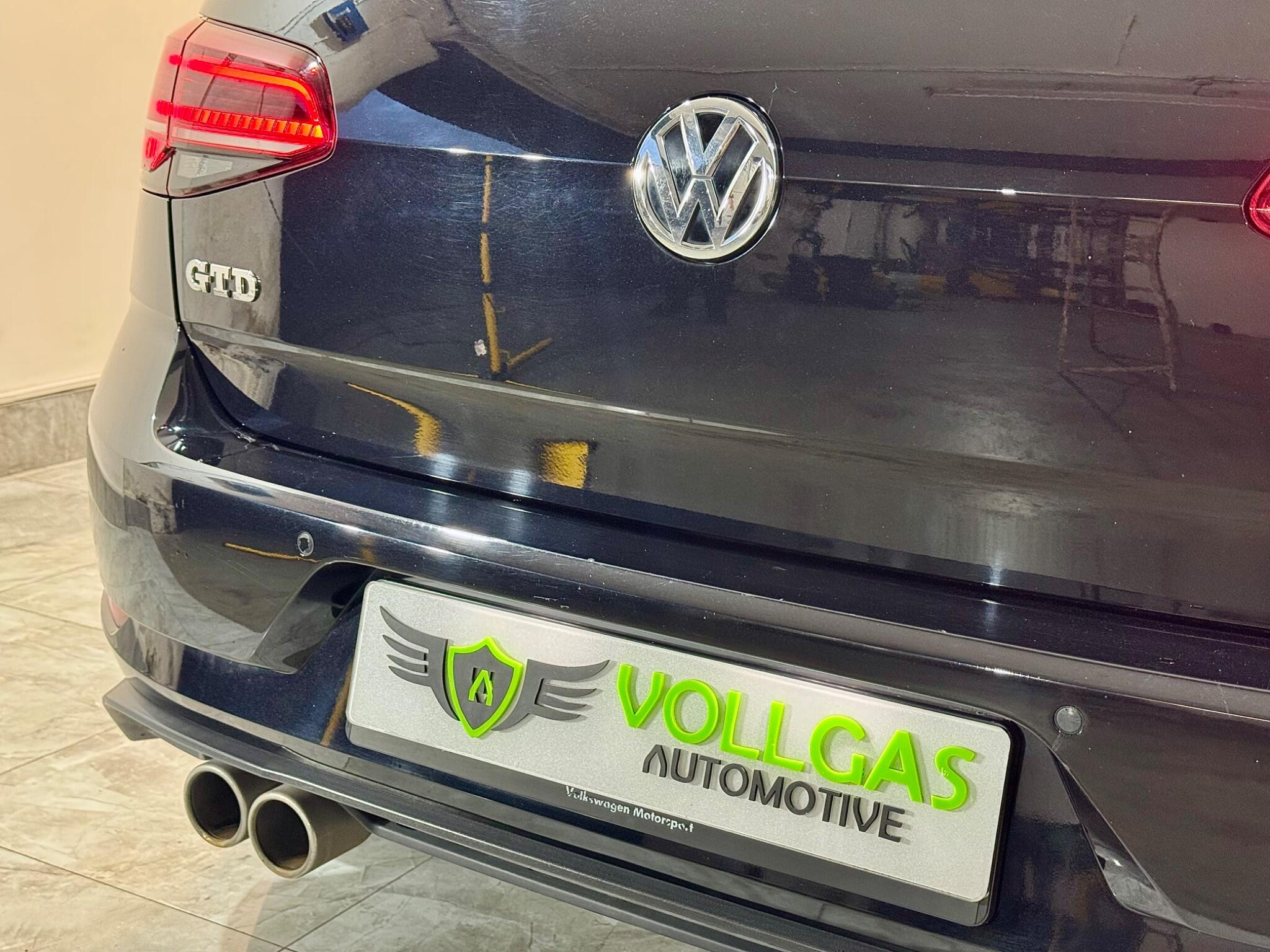 Volkswagen Golf view 75