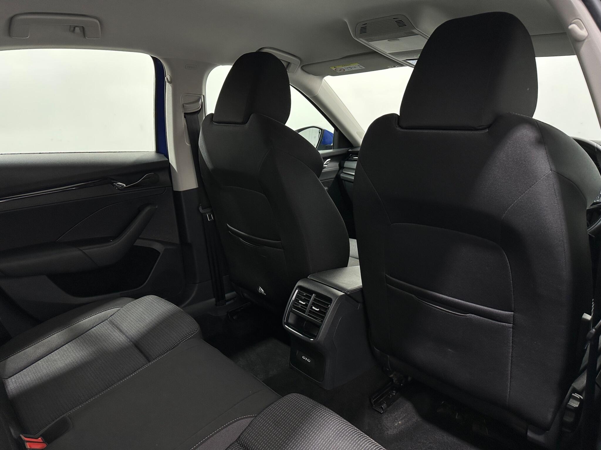Skoda Octavia view 41