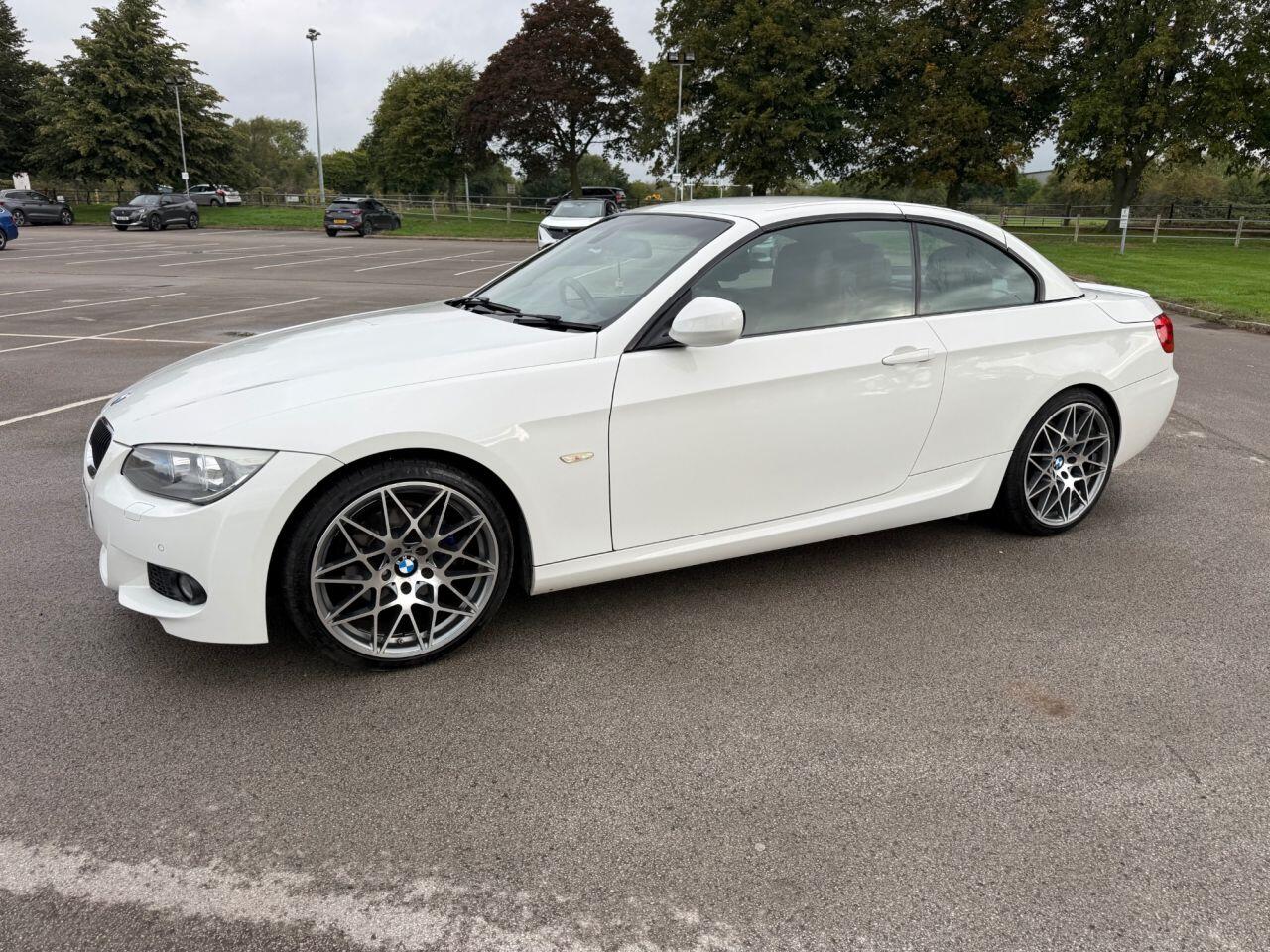 BMW 3 Series view 30