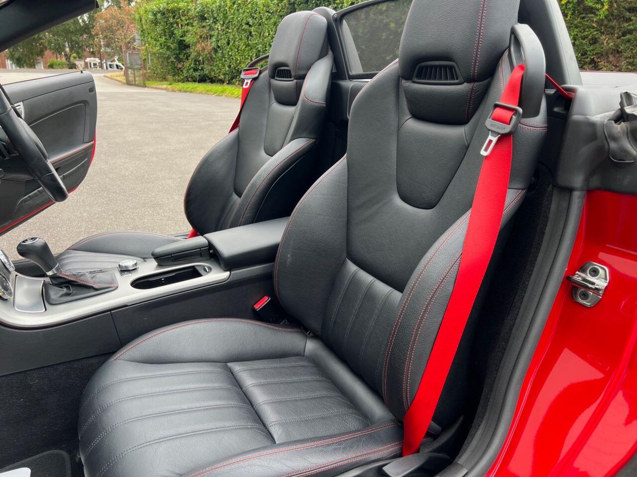 Mercedes-Benz SLK view 12