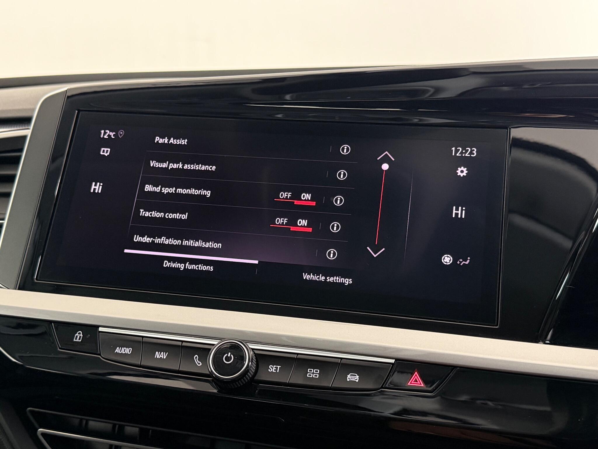 Vauxhall Grandland view 31