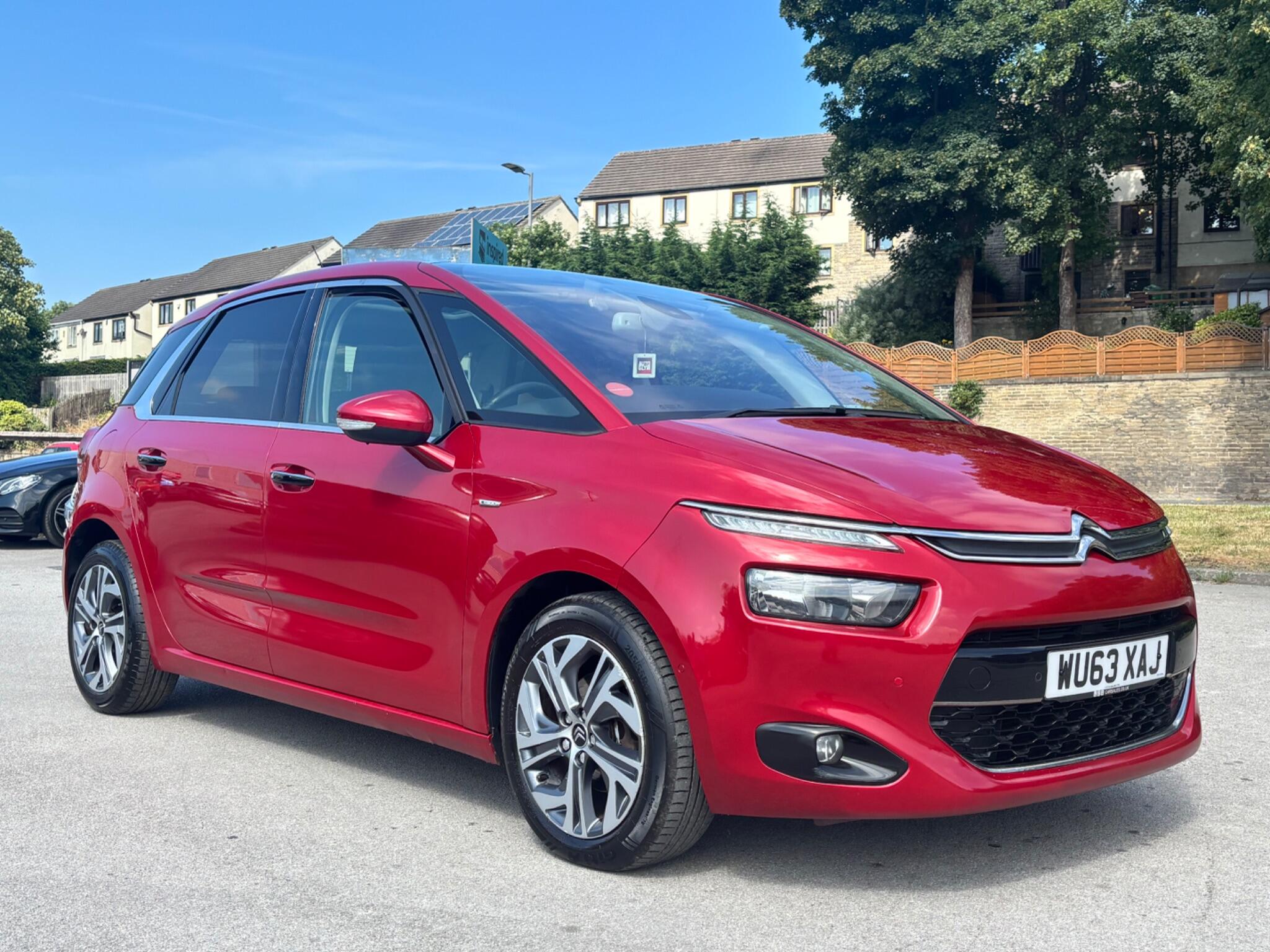 Citroen C4 Picasso view 3