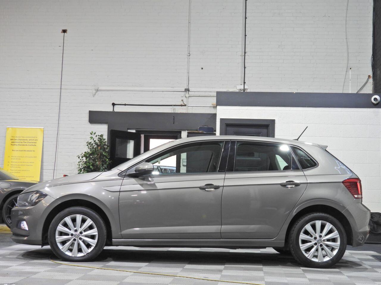 Volkswagen Polo view 18