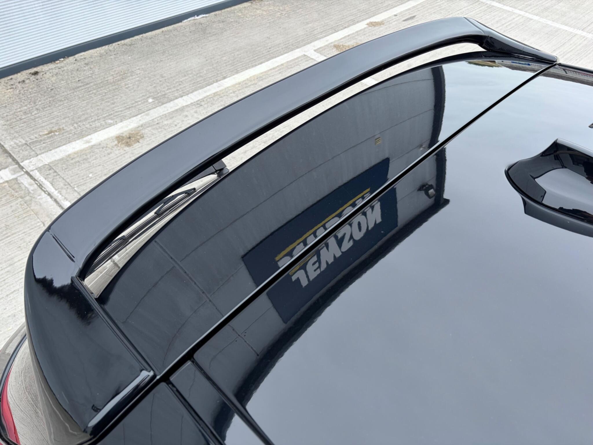 BMW 1 Series view 17