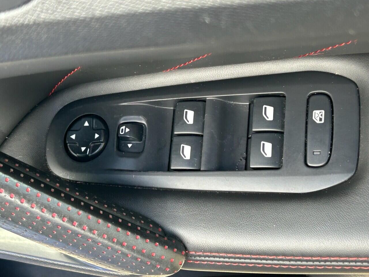 Peugeot 308 view 33