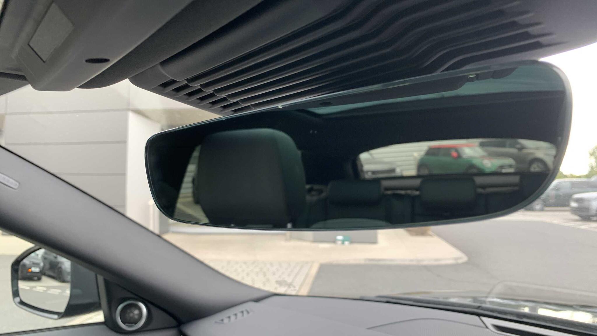 Land Rover Range Rover Evoque view 35