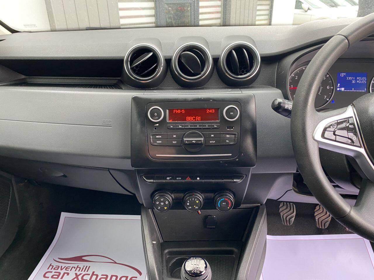 Dacia Duster view 24
