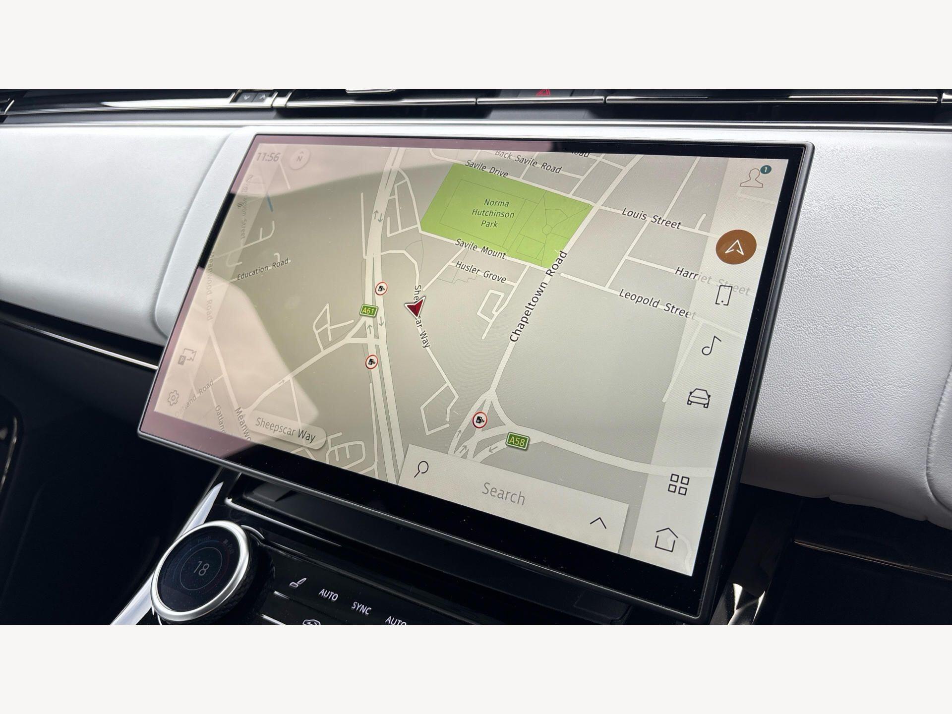 Land Rover Range Rover Sport view 13