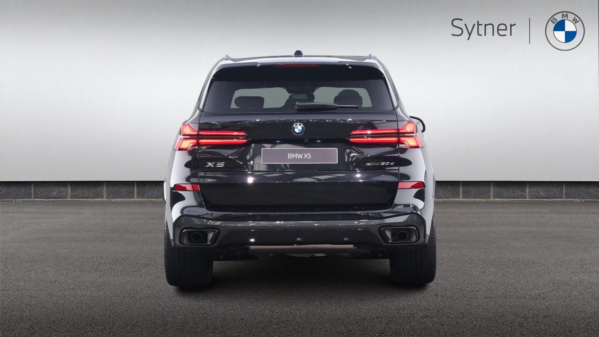 BMW X5 view 15