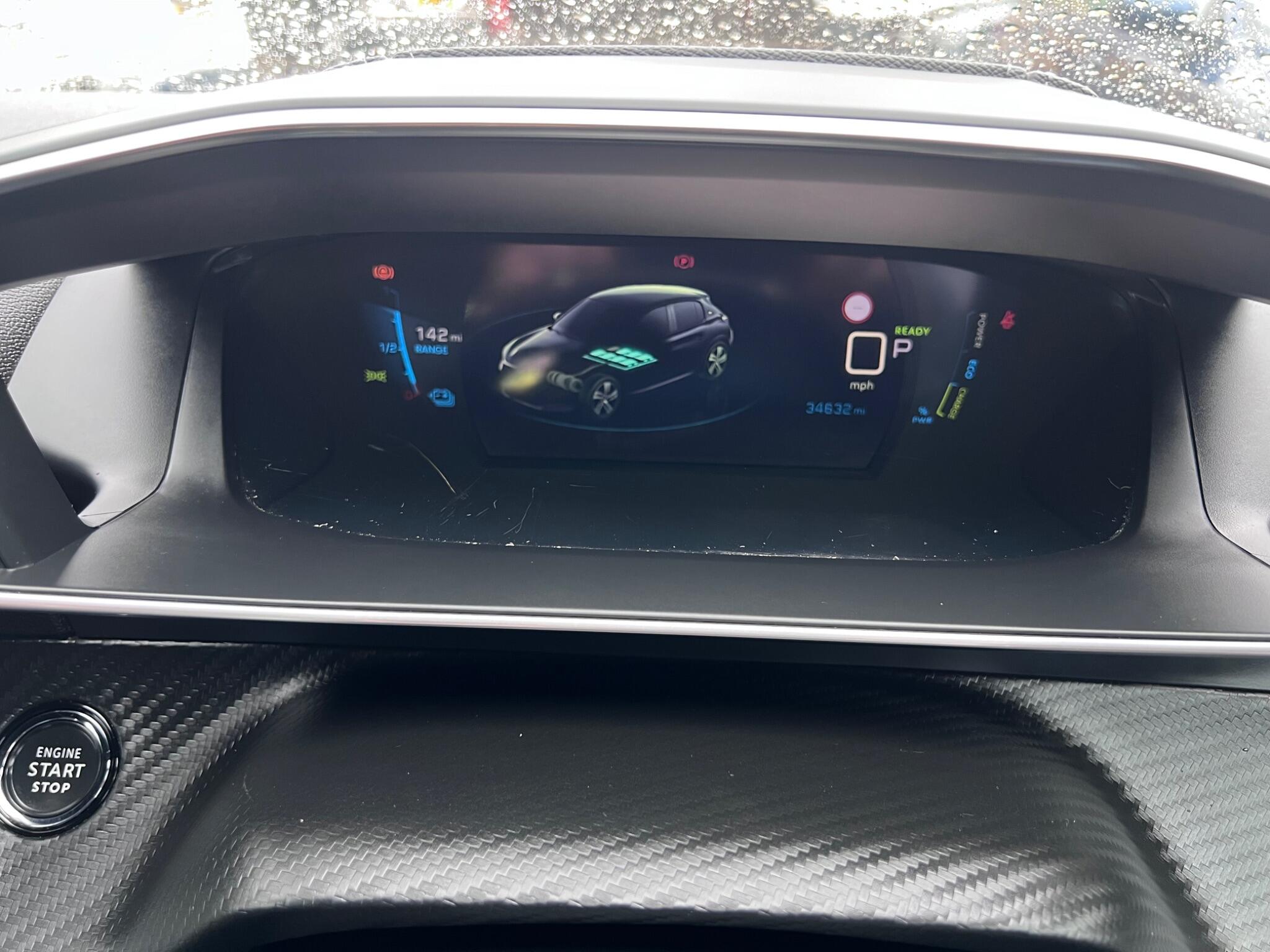 Peugeot E-208 view 23