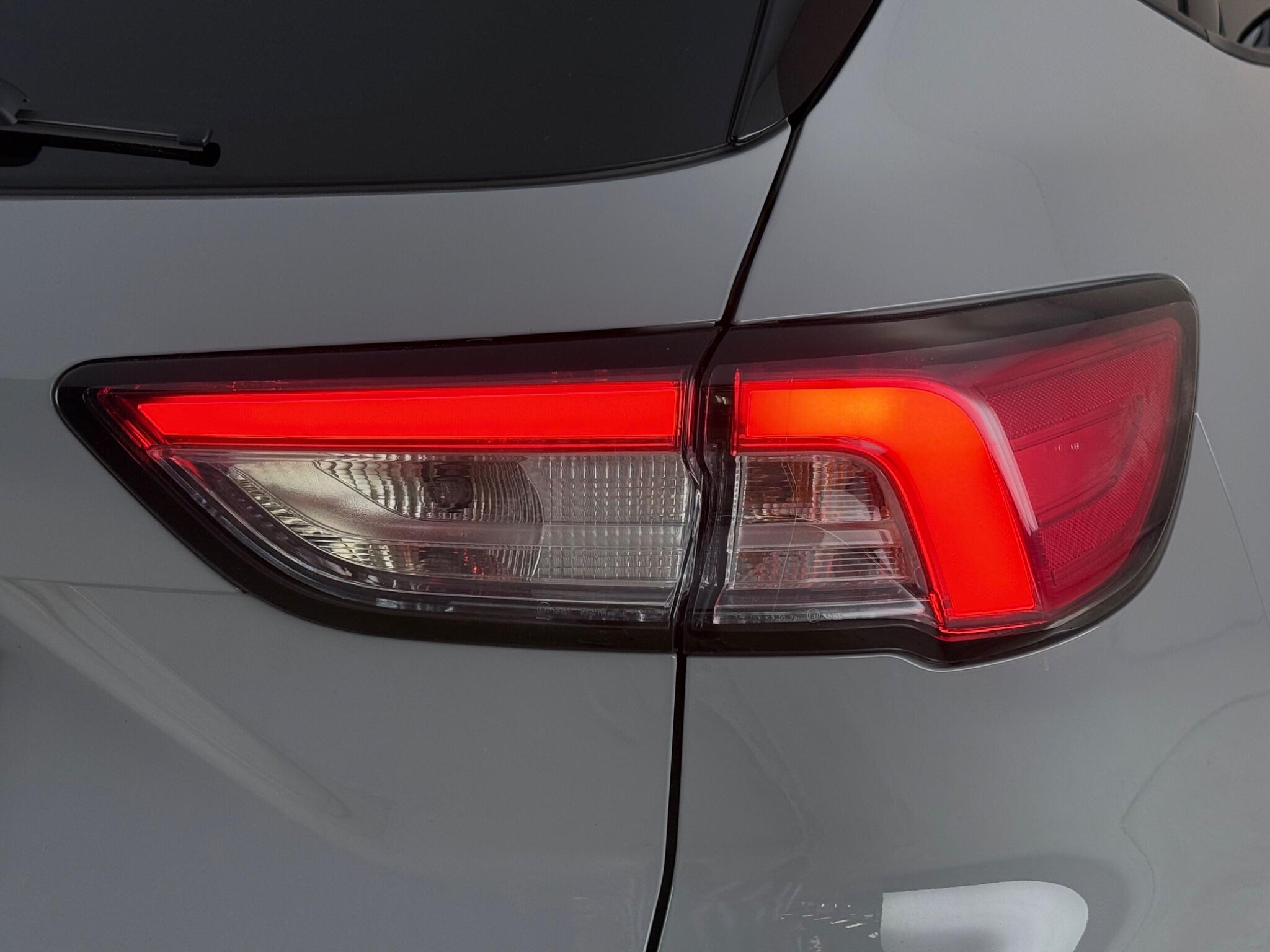 Ford Kuga view 12
