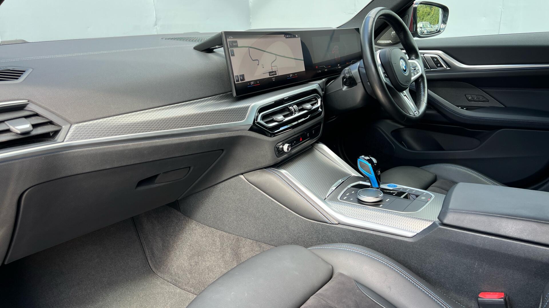 BMW I4 view 7