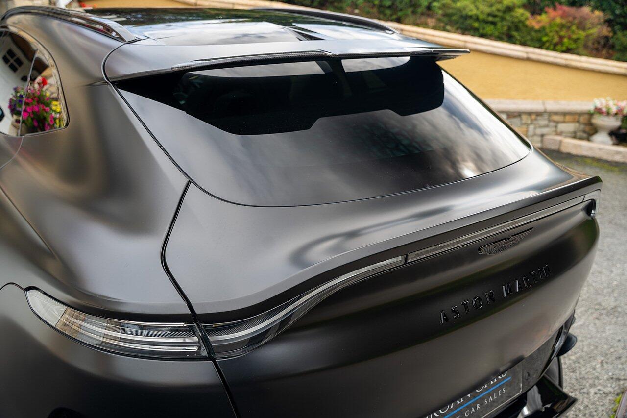 Aston Martin DBX view 12