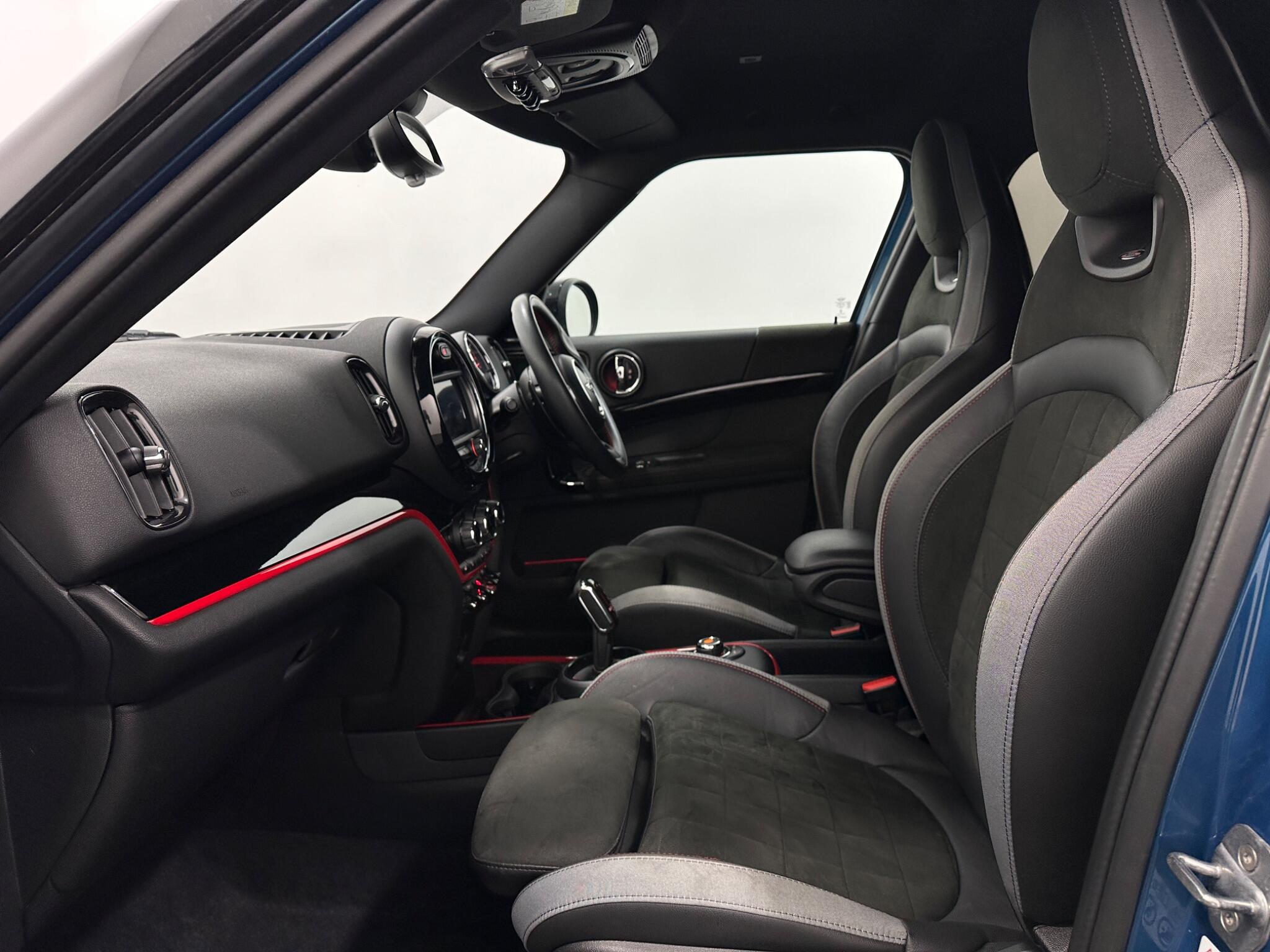 Mini Countryman view 33