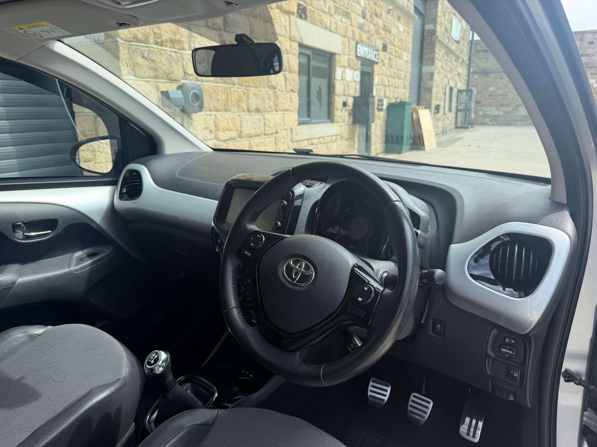 Toyota Aygo view 14