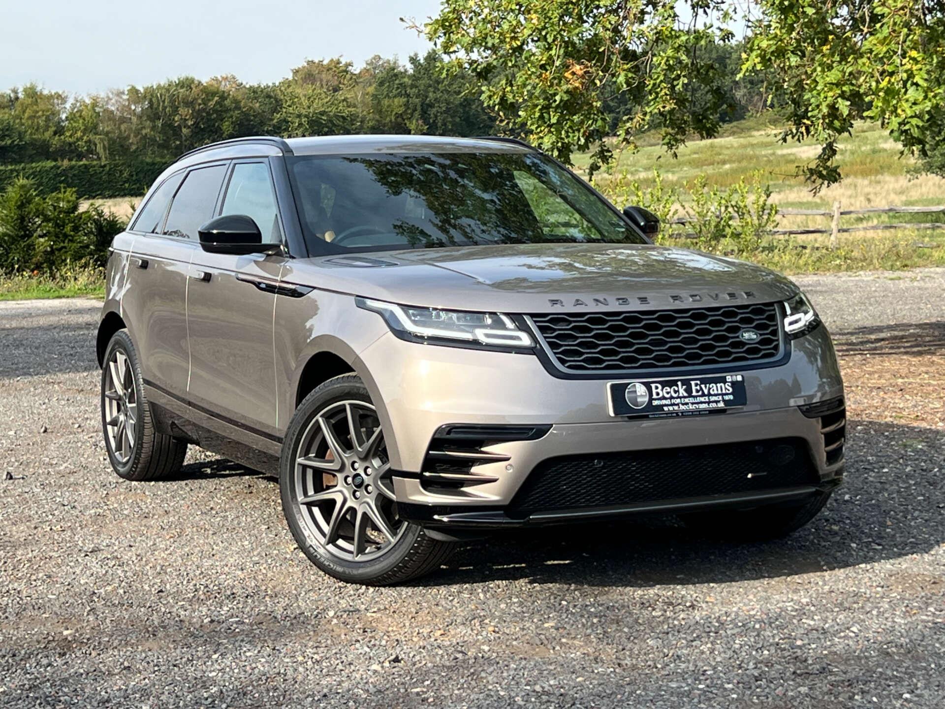 Land Rover Range Rover Velar view 41