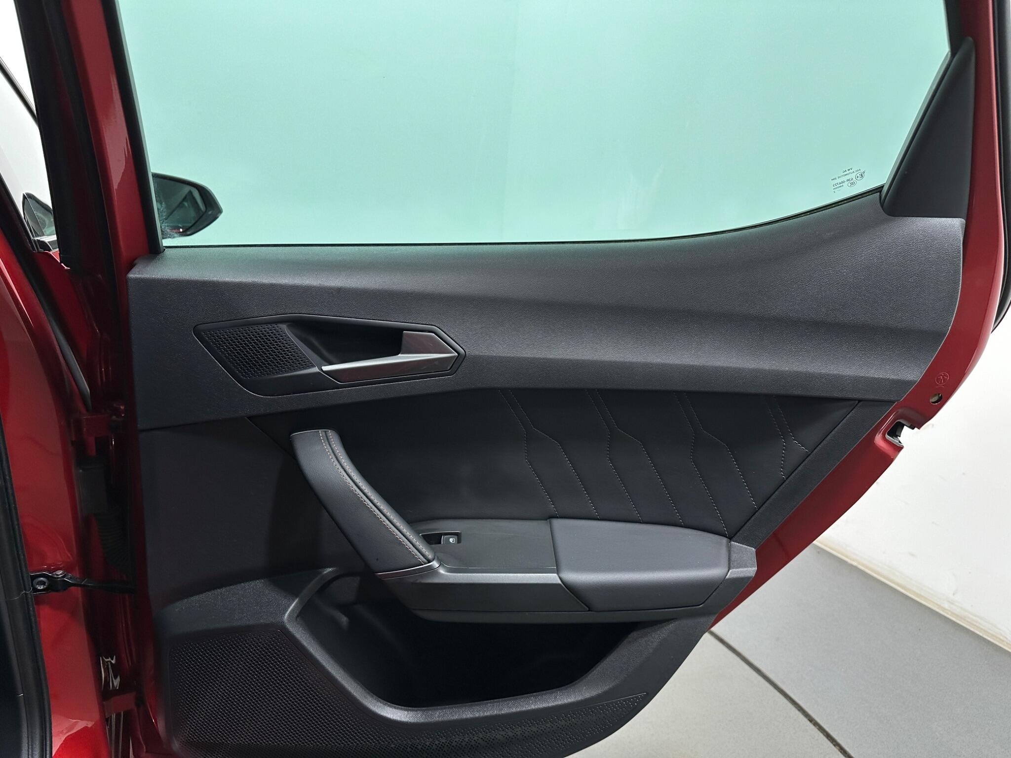 CUPRA Leon view 42