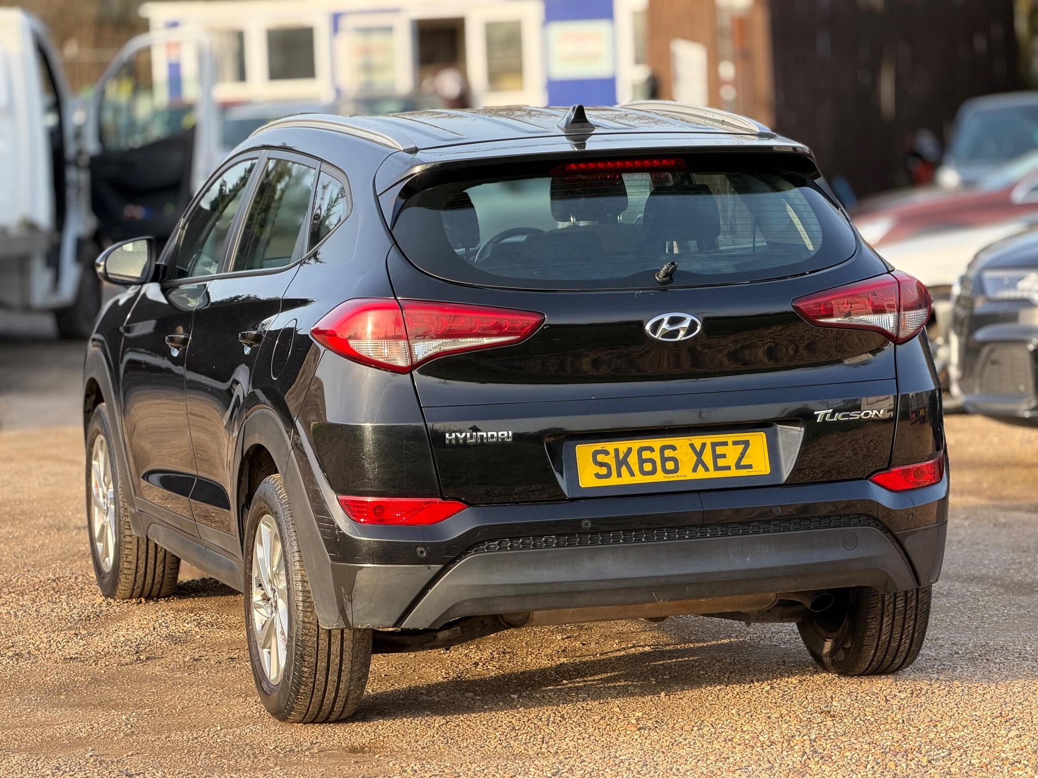 2016 Hyundai TUCSON 1.6 GDi Blue Drive SE Euro 6 (s/s) 5dr image 8