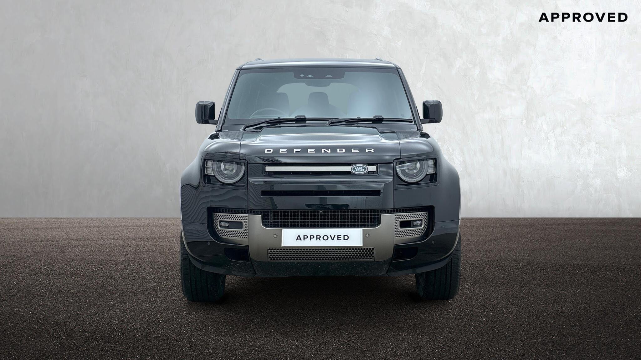 Land Rover Defender view 7