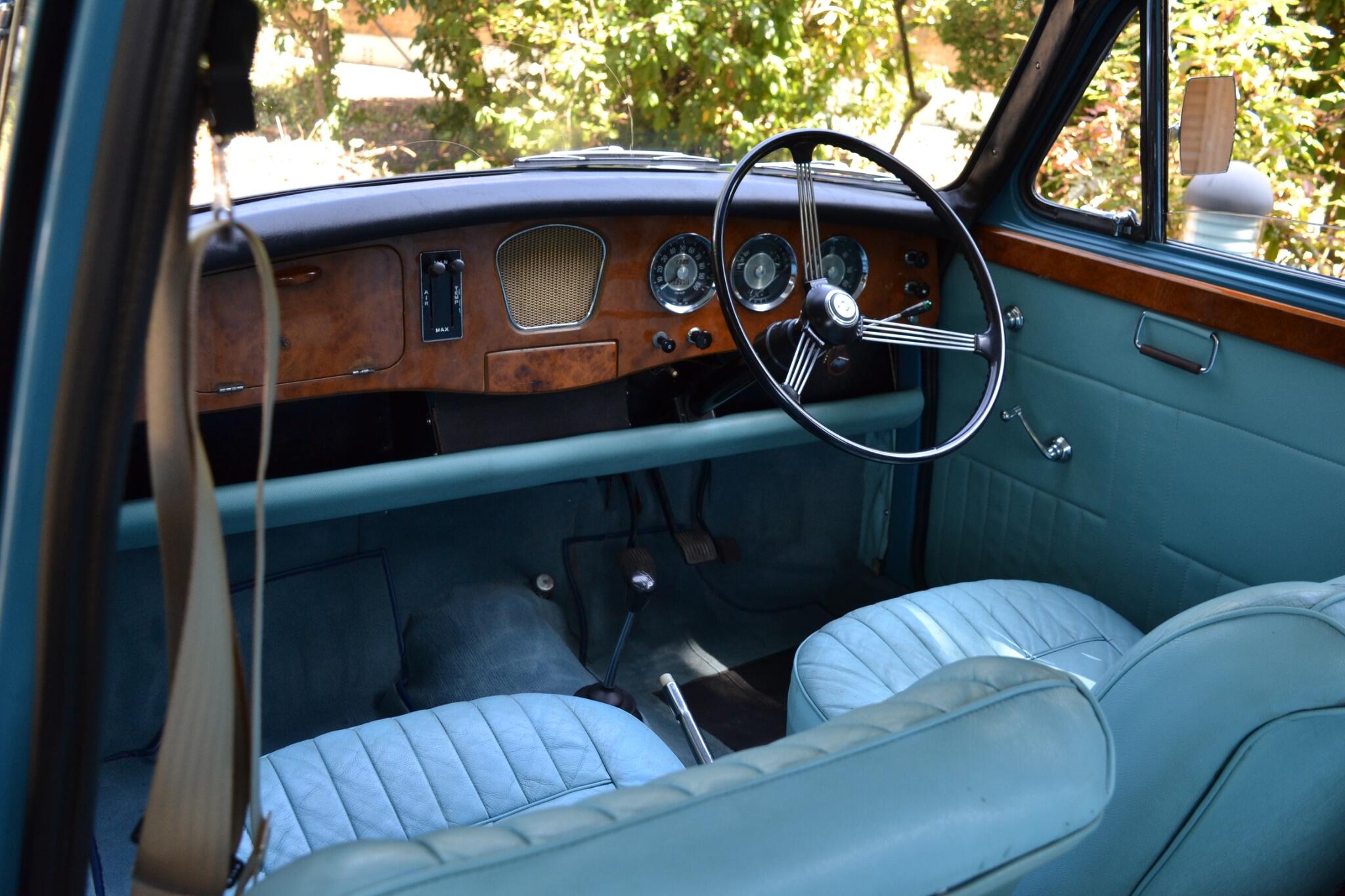 1991 Riley 1.5 view 16