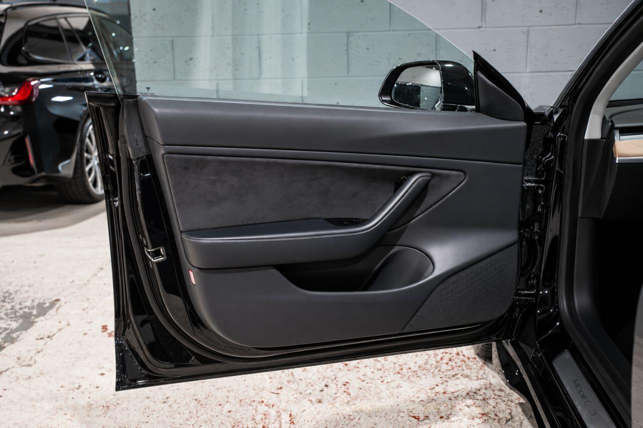 Tesla Model 3 view 14