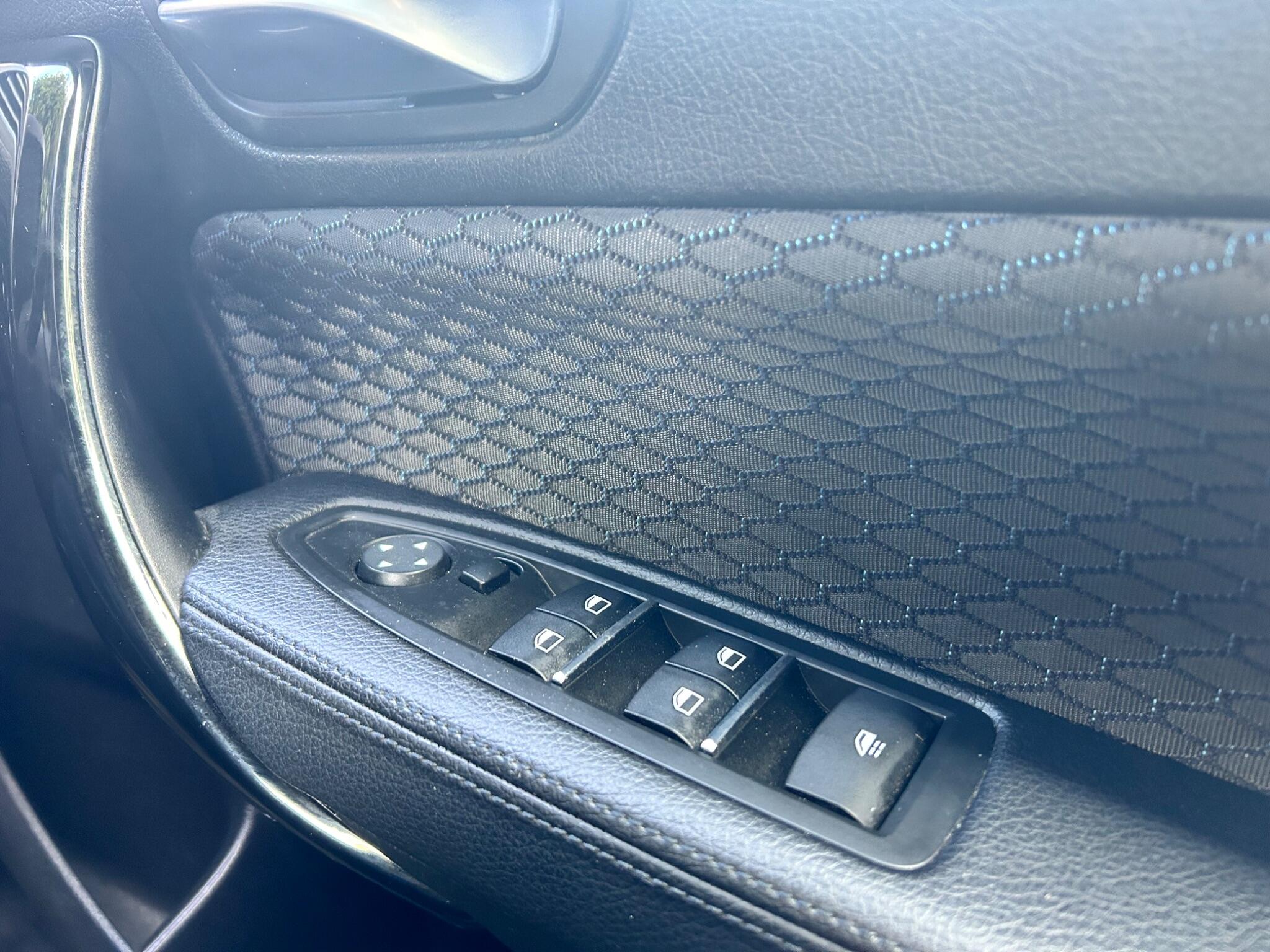 BMW 2 Series view 30