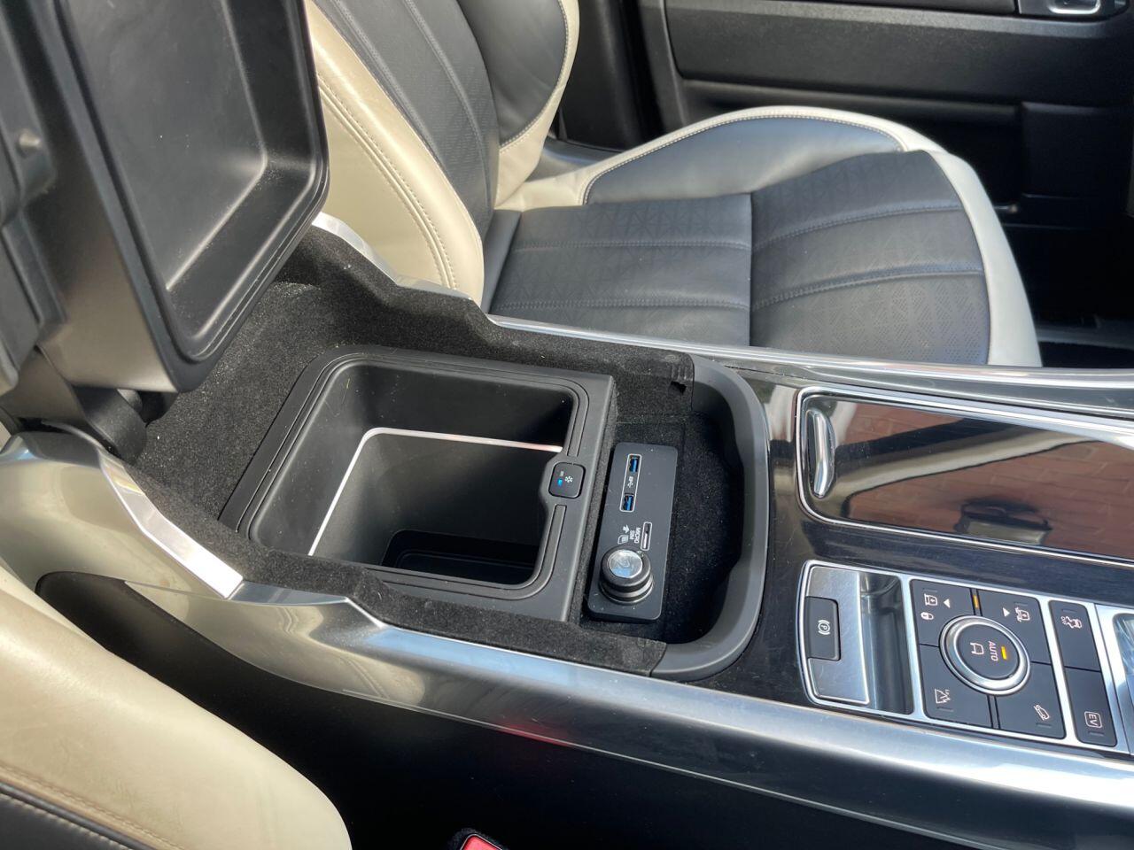 Land Rover Range Rover Sport view 16