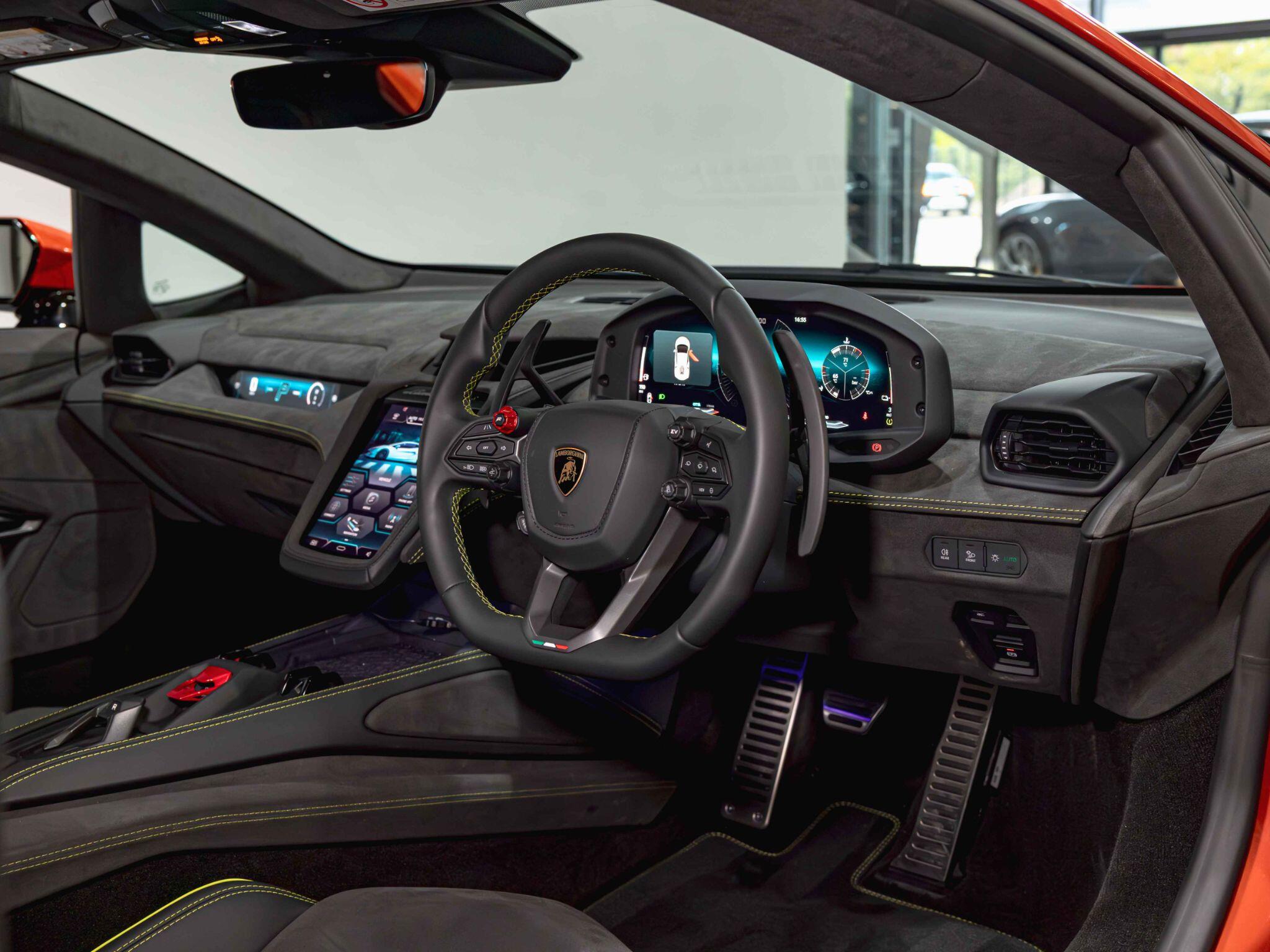 Lamborghini Temerario view 19