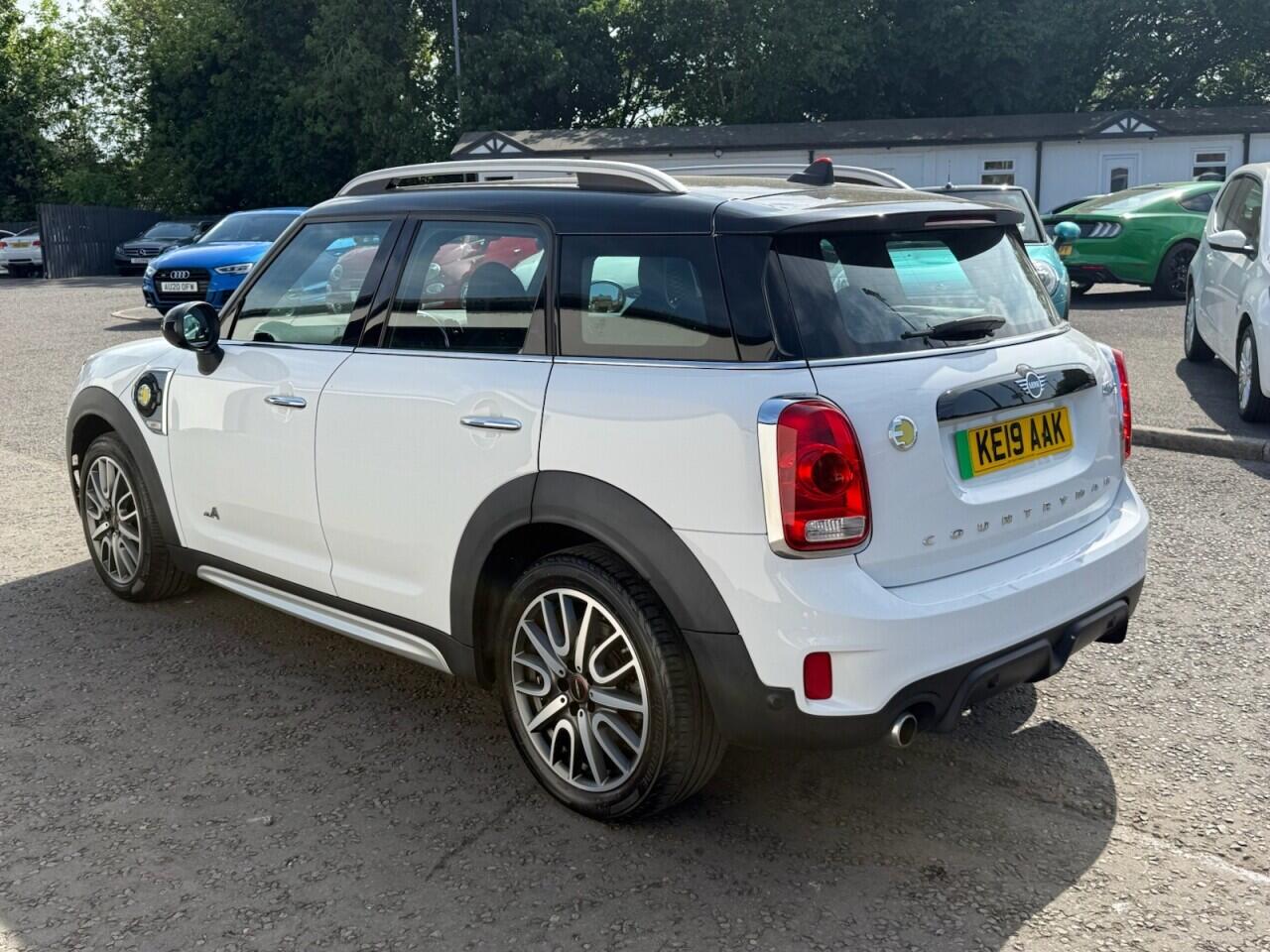 MINI Countryman view 6