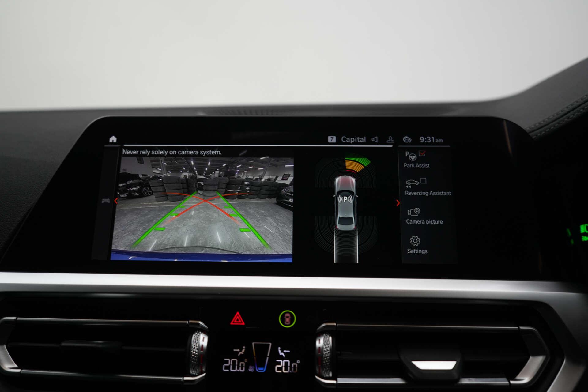 BMW 3 Series view 36