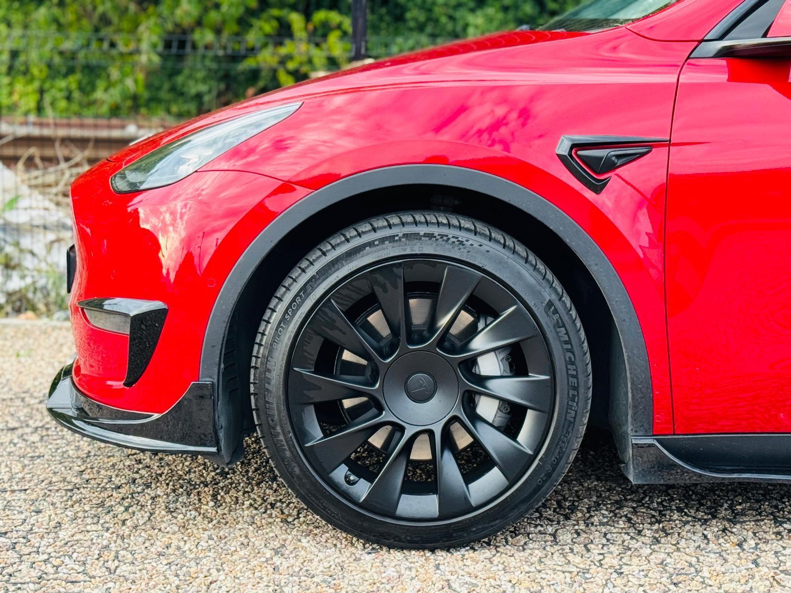 Tesla Model Y view 8