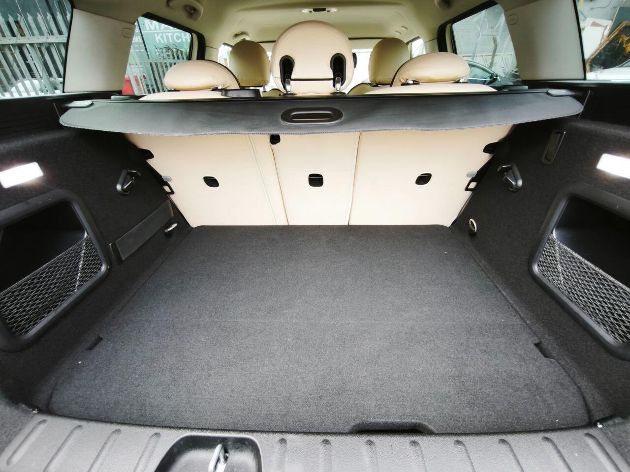 Mini Clubman view 19