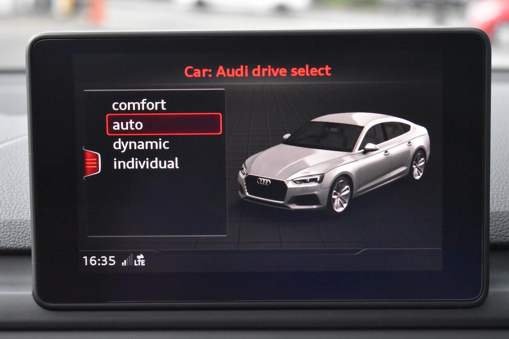 Audi A5 view 65