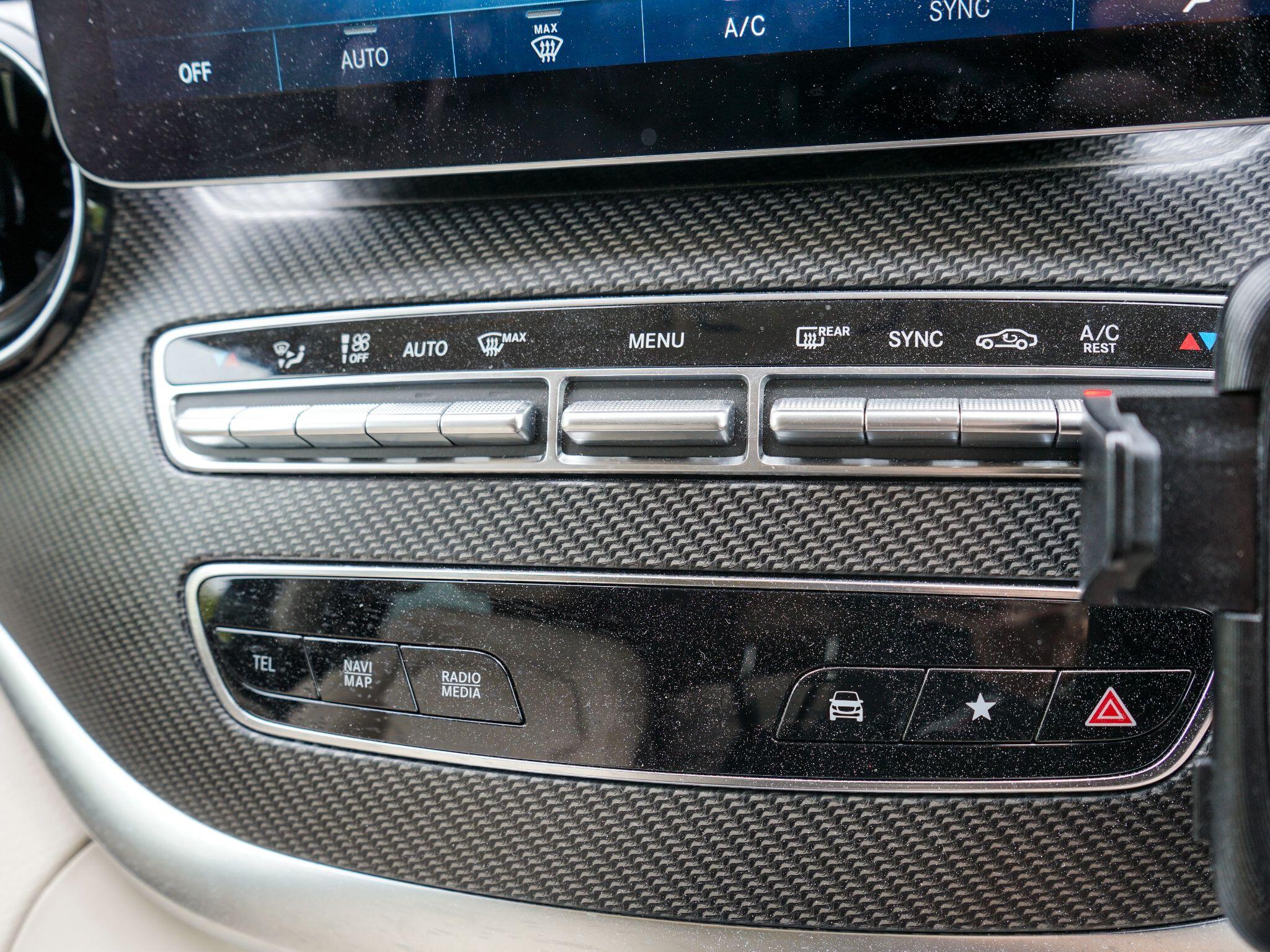Mercedes-Benz V Class view 31