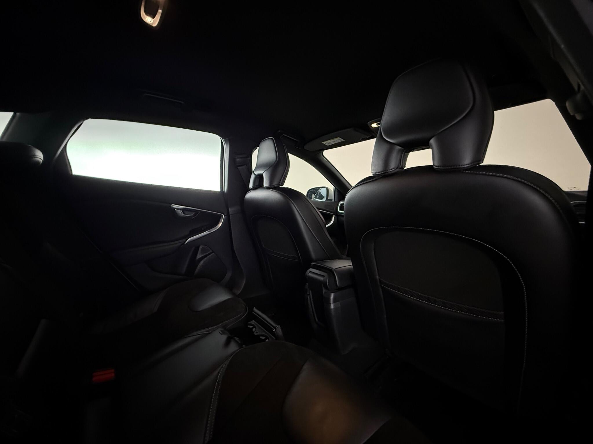 Volvo V40 view 29