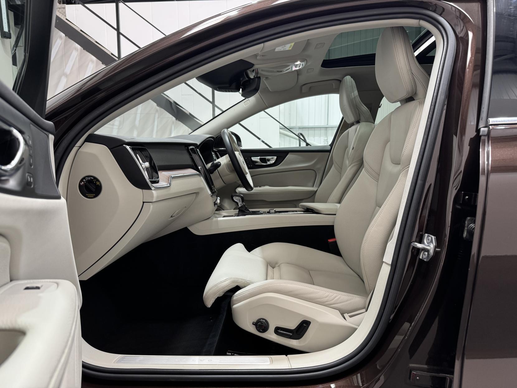Volvo V60 view 46