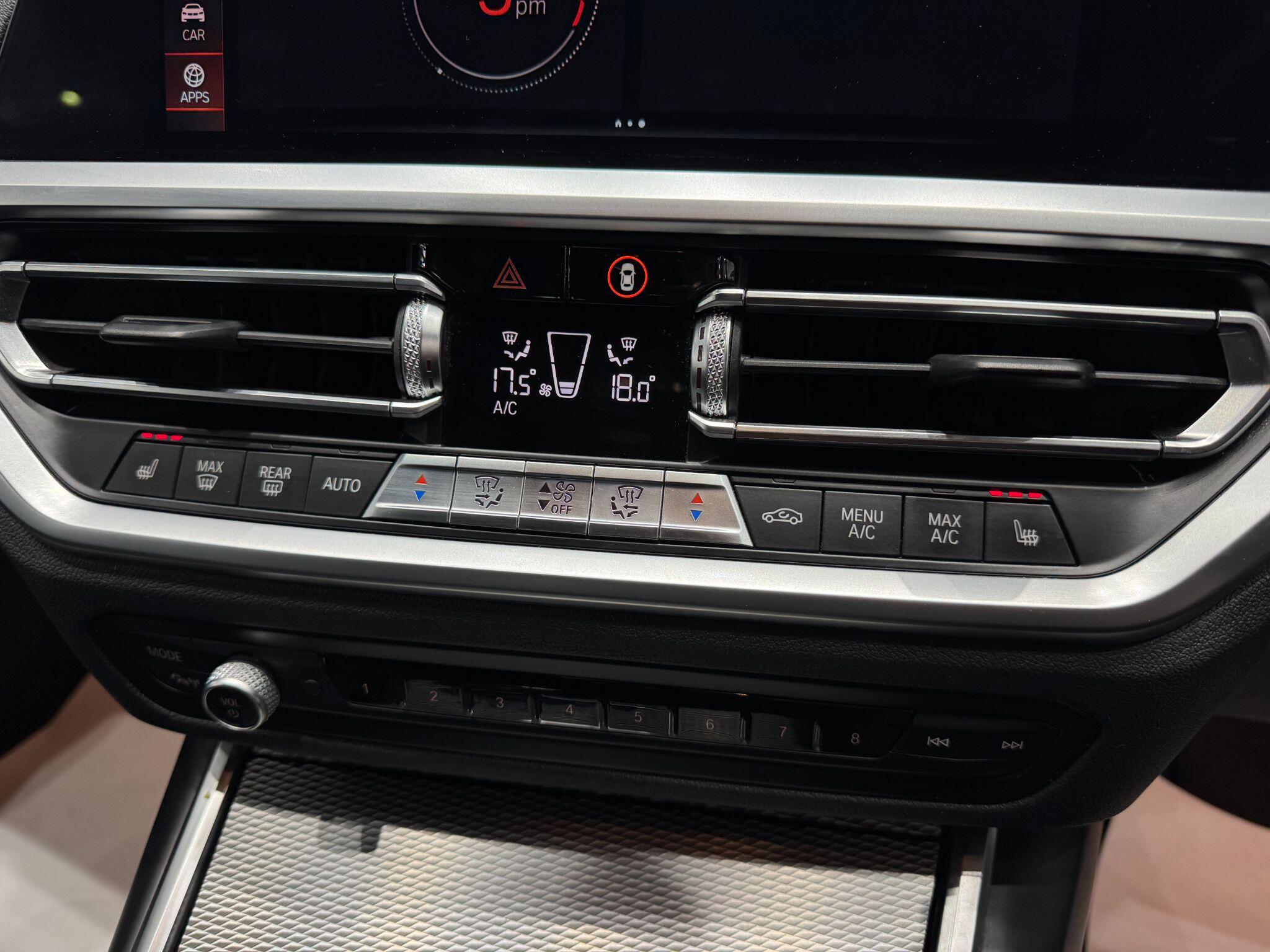 BMW 3 Series view 27