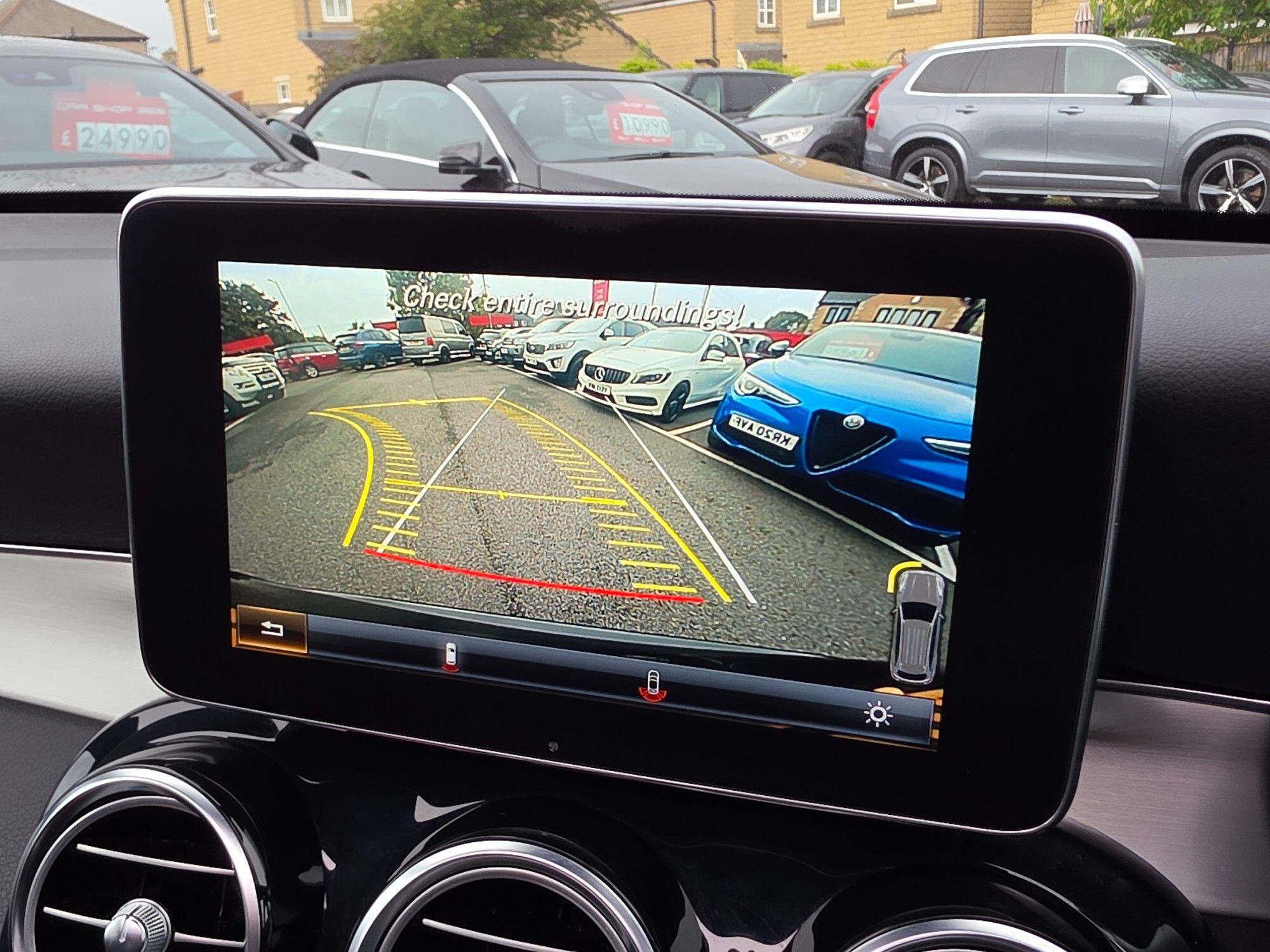 Mercedes-Benz GLC view 37