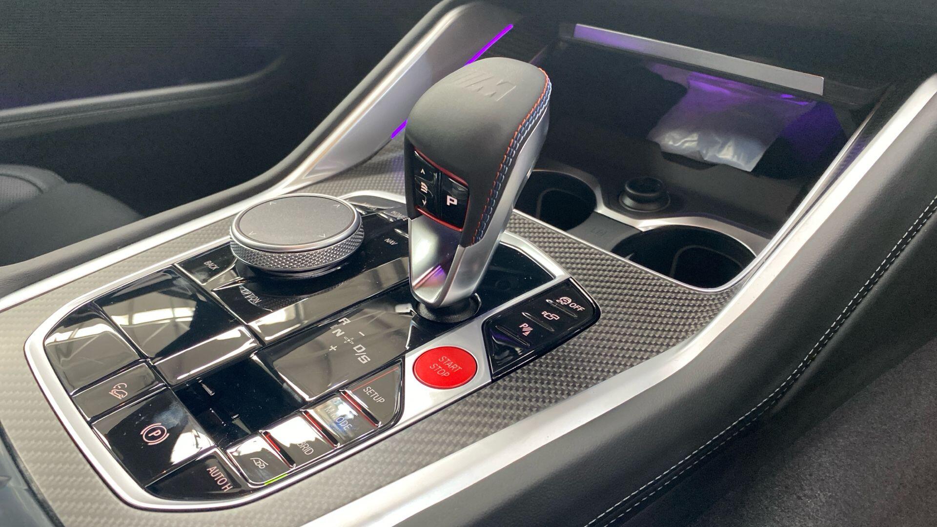 BMW XM view 8