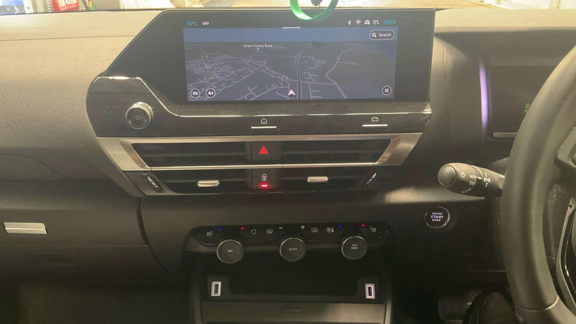 Citroen E-C4 view 13