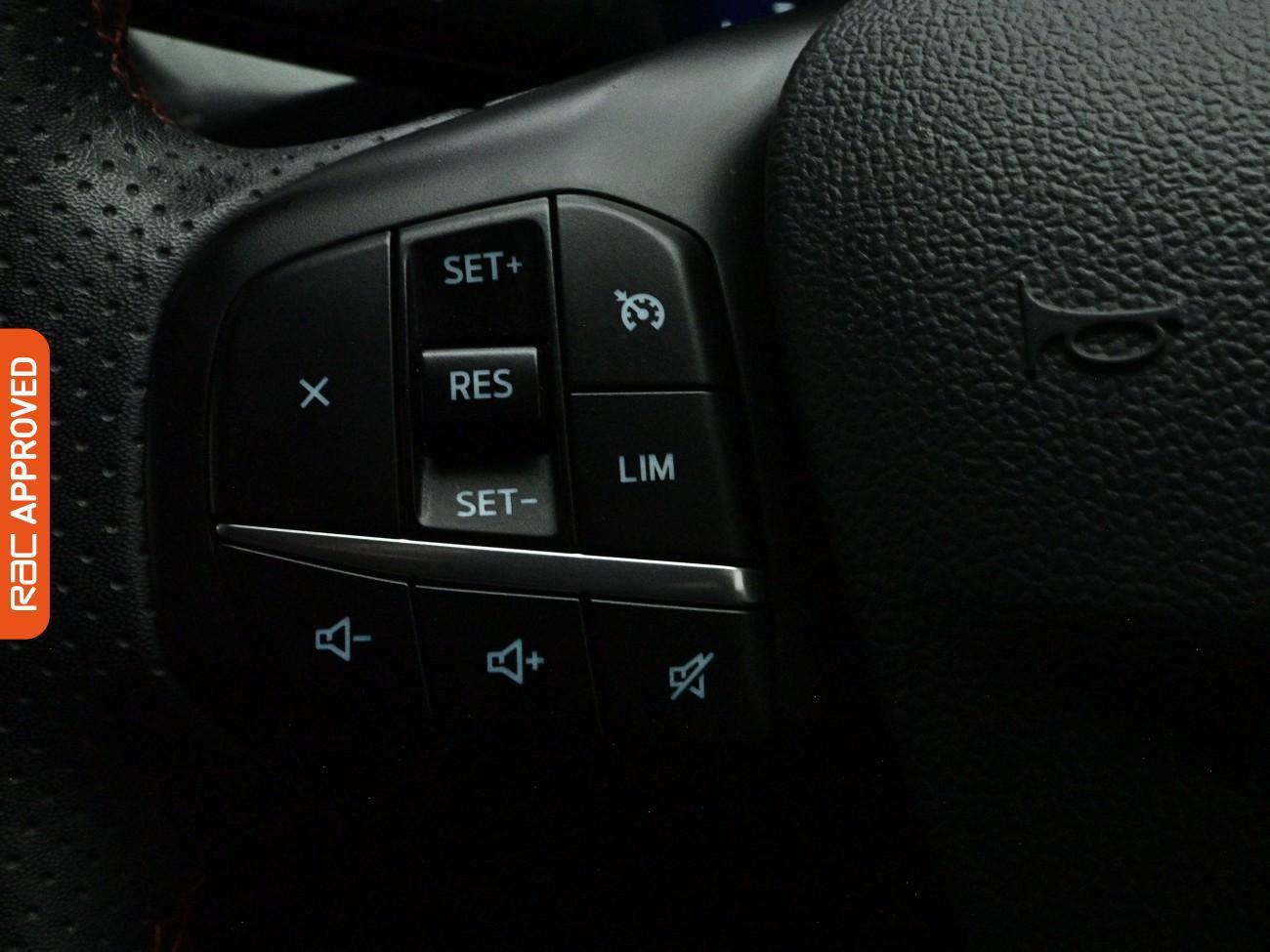 Ford Kuga view 25