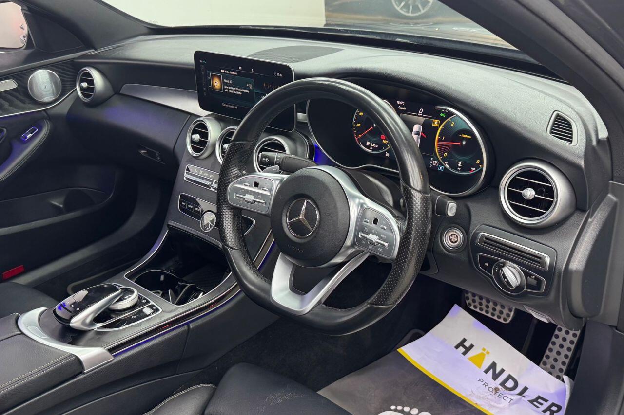 Mercedes-Benz C-Class view 3