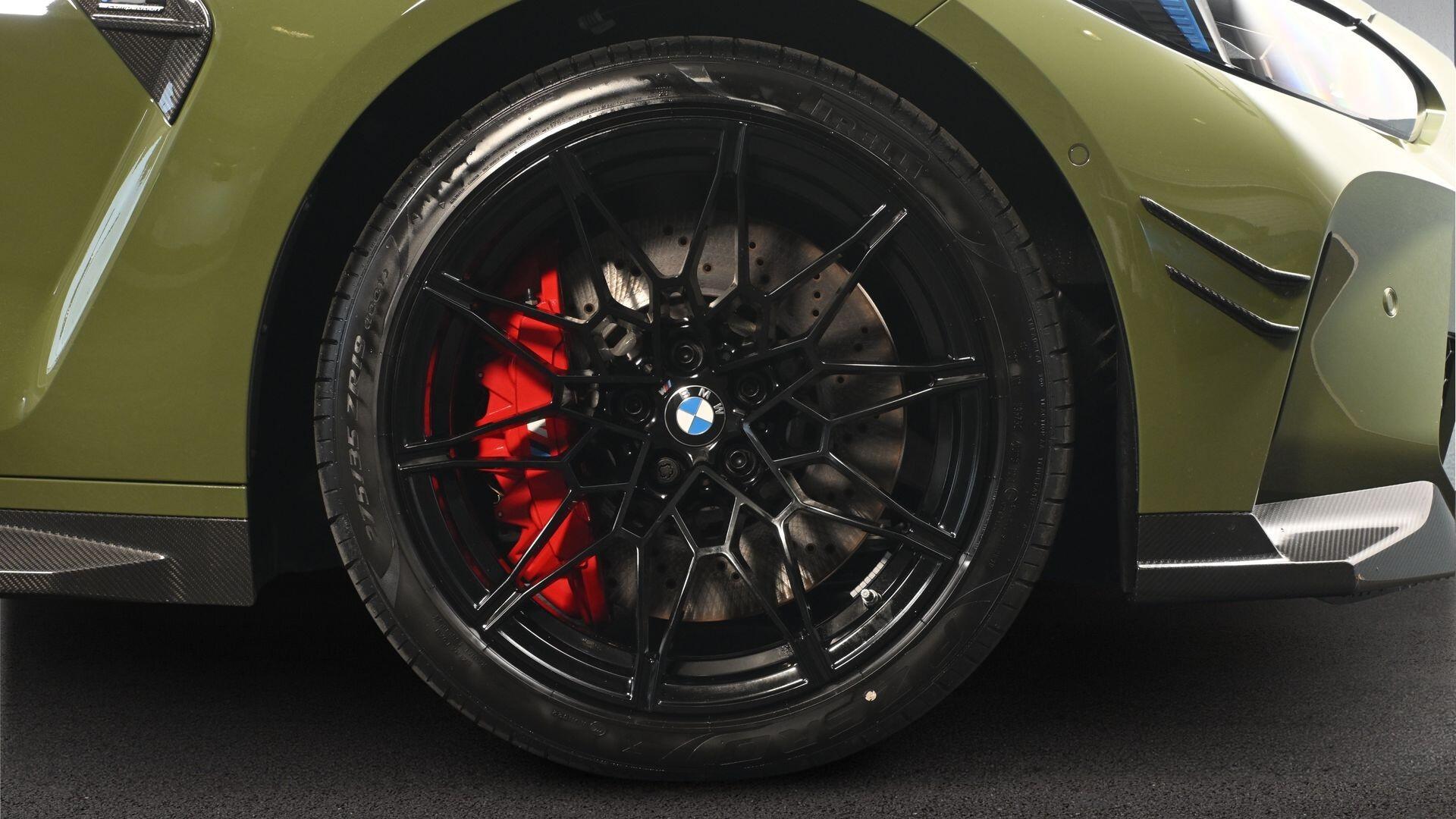 BMW M4 view 24