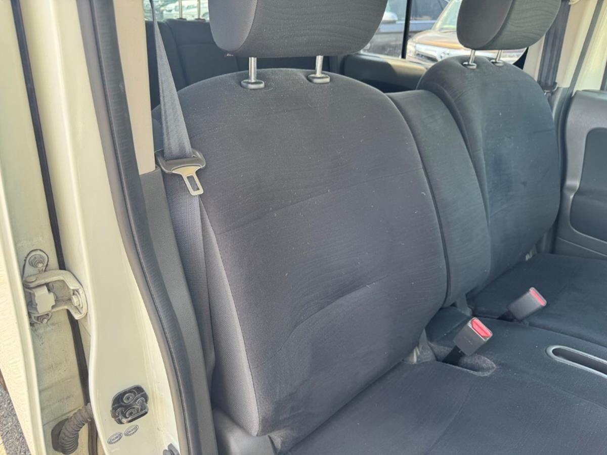 Nissan Cube view 11