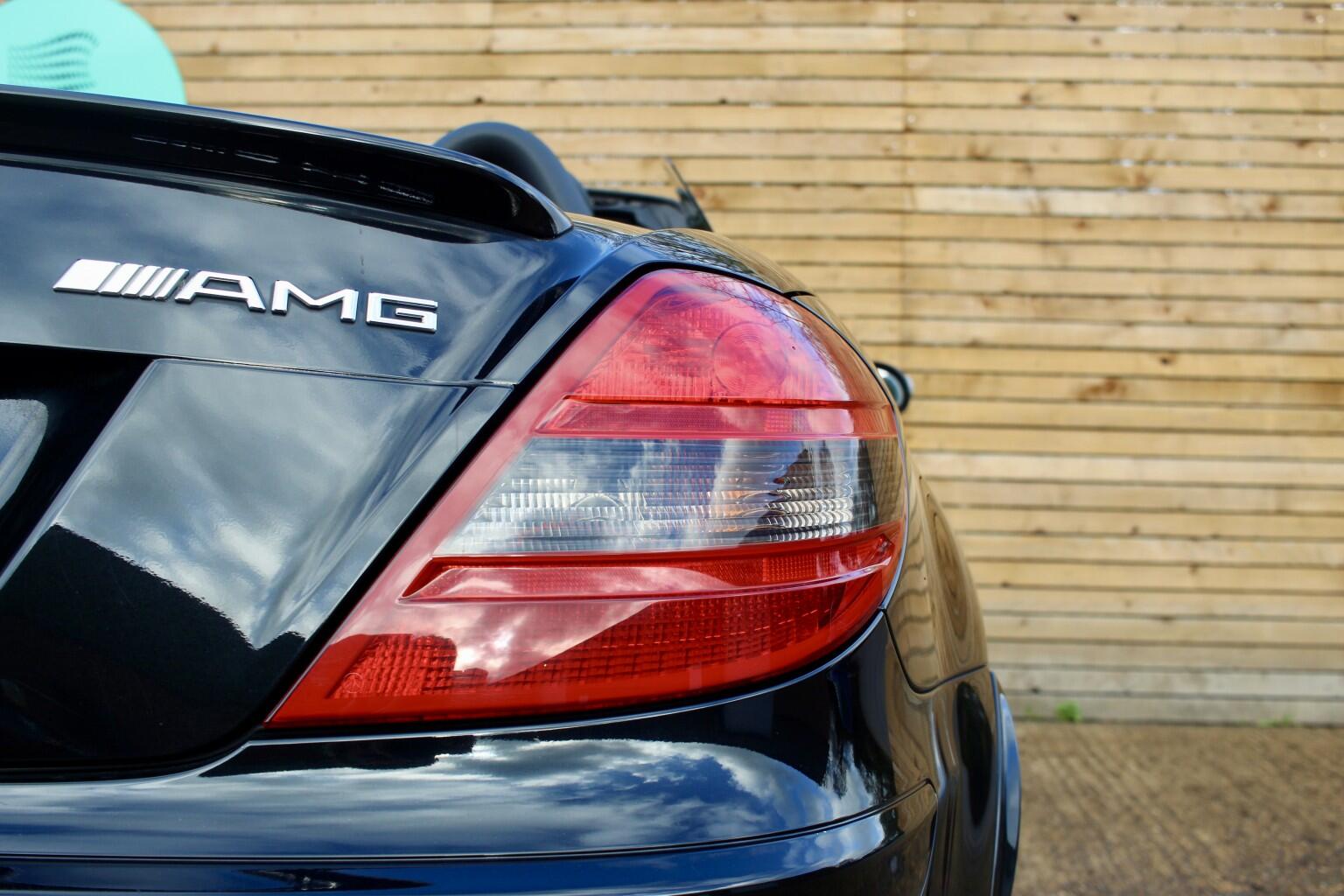 Mercedes-Benz SLK view 29